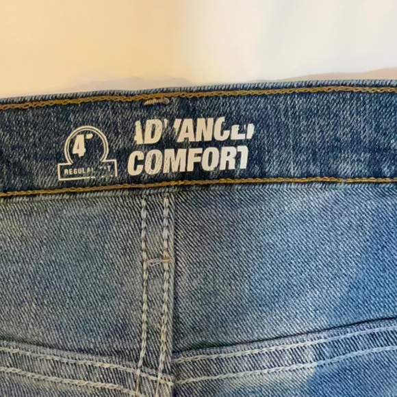 Wrangler Distressed 46x30 Preown Advance Comfort Bootcut Blue Denim Work Jeans - Picture 3 of 11